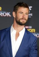 Chris Hemsworth mug #G1021416
