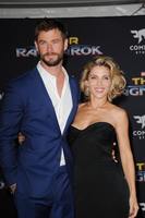 Chris Hemsworth Sweatshirt #2779321
