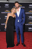 Chris Hemsworth mug #G1021433
