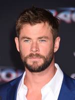 Chris Hemsworth hoodie #2779346