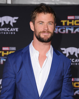 Chris Hemsworth tote bag #G1021515