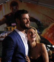 Chris Hemsworth mug #G1021540