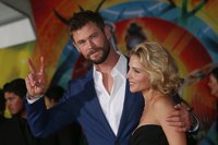 Chris Hemsworth Sweatshirt #2779464