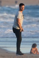Chris Hemsworth Sweatshirt #2895184