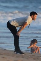 Chris Hemsworth Sweatshirt #2895200