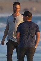 Chris Hemsworth Tank Top #2895264