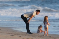 Chris Hemsworth Sweatshirt #2895303