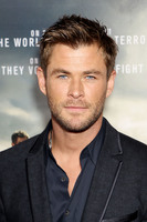 Chris Hemsworth tote bag #G1214610