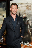 Chris Hemsworth tote bag #G1214659