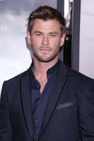 Chris Hemsworth tote bag #G1214673