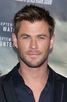 Chris Hemsworth tote bag #G1214681