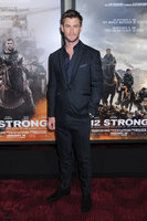 Chris Hemsworth tote bag #G1214683