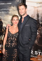 Chris Hemsworth mug #G1214734