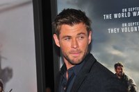 Chris Hemsworth mug #G1214742