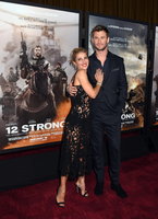 Chris Hemsworth Sweatshirt #2972664