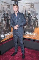 Chris Hemsworth mug #G1214793