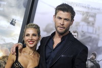 Chris Hemsworth Longsleeve T-shirt #2972736