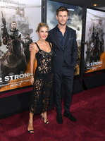 Chris Hemsworth mug #G1214835