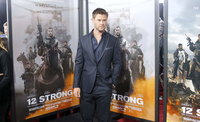 Chris Hemsworth mug #G1214875