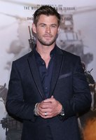 Chris Hemsworth mug #G1214938