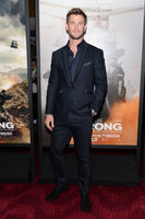 Chris Hemsworth Sweatshirt #2972846