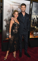 Chris Hemsworth tote bag #G1214949