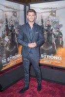 Chris Hemsworth mug #G1214951