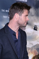 Chris Hemsworth mug #G1214979