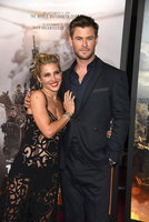 Chris Hemsworth Sweatshirt #2972888