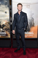Chris Hemsworth tote bag #G1215040