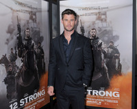 Chris Hemsworth tote bag #G1215047
