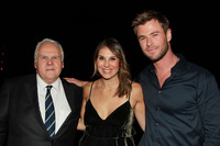 Chris Hemsworth Longsleeve T-shirt #2972956