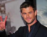 Chris Hemsworth mug #G1215068
