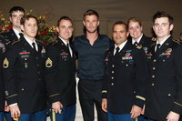 Chris Hemsworth Longsleeve T-shirt #2972982