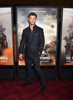 Chris Hemsworth mug #G1215088