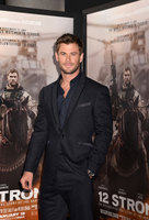Chris Hemsworth mug #G1215095