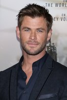 Chris Hemsworth mug #G1215108