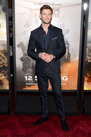 Chris Hemsworth mug #G1215133