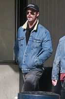 Chris Hemsworth Longsleeve T-shirt #3166735