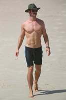 Chris Hemsworth Sweatshirt #3218045