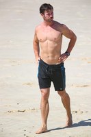 Chris Hemsworth tote bag #G1460162