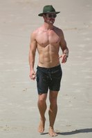 Chris Hemsworth Sweatshirt #3218075