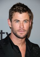 Chris Hemsworth mug #G2332134