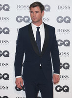 Chris Hemsworth Longsleeve T-shirt #3759795