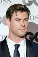 Chris Hemsworth Sweatshirt #3759812