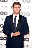 Chris Hemsworth Longsleeve T-shirt #3759824