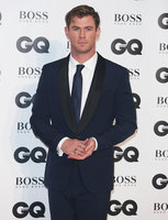 Chris Hemsworth Longsleeve T-shirt #3759843