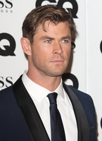 Chris Hemsworth Longsleeve T-shirt #3759849