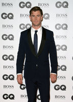 Chris Hemsworth Longsleeve T-shirt #3759861