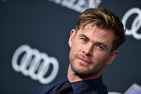 Chris Hemsworth Longsleeve T-shirt #3830683